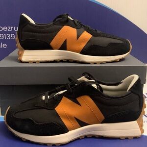 New Balance 327 Kids Size 2